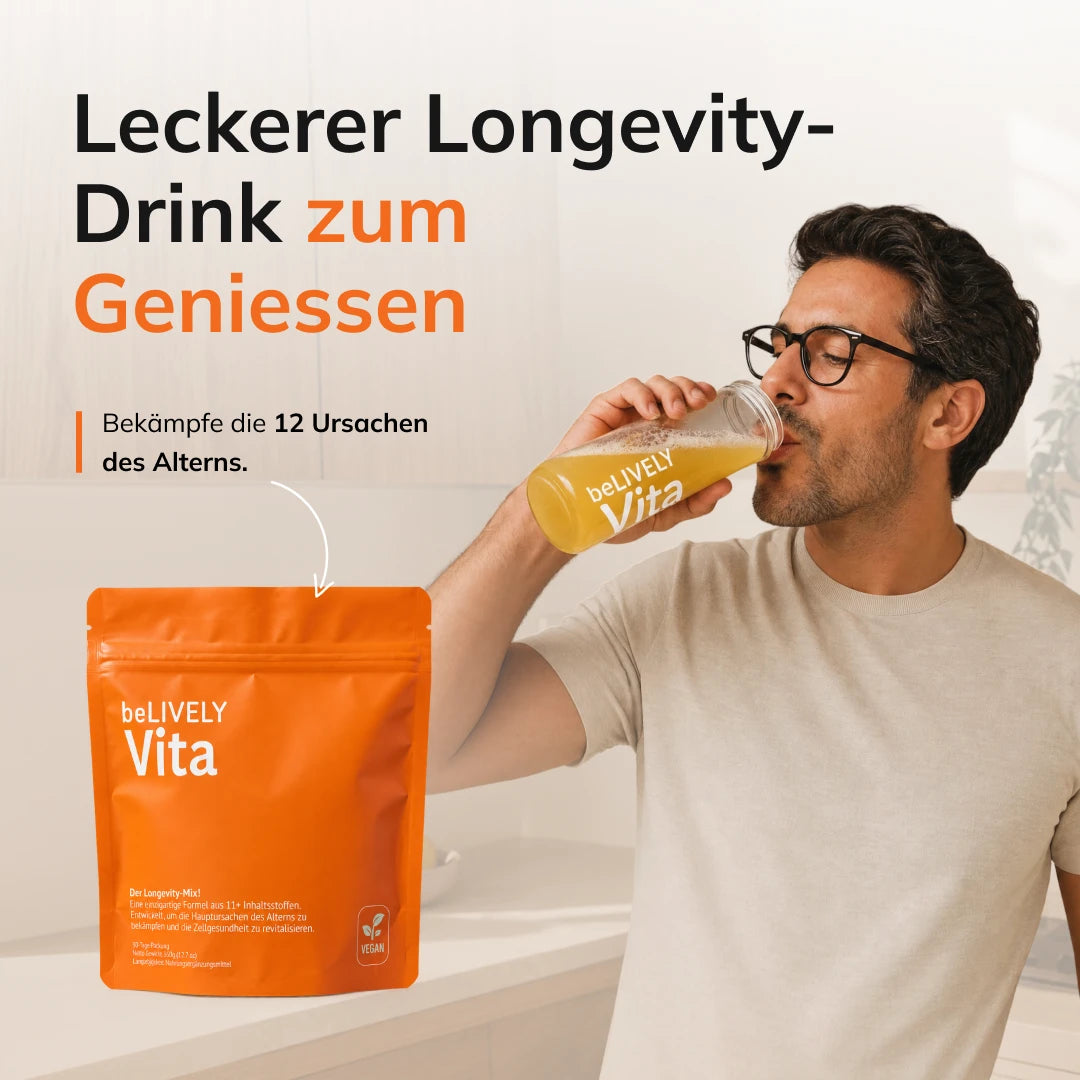 Mann trinkt beLIVELY Vita